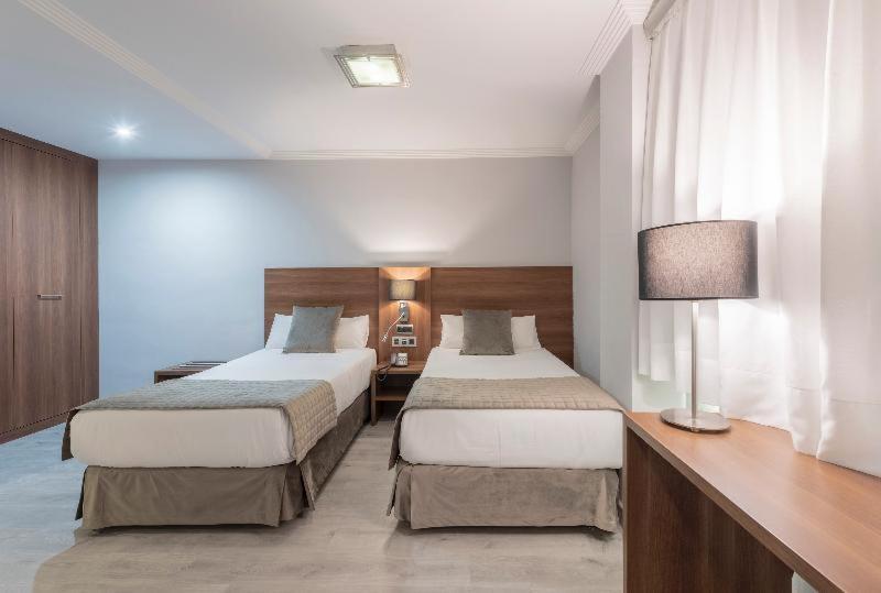 Hotel BS Principe Felipe Albolote Habitación foto